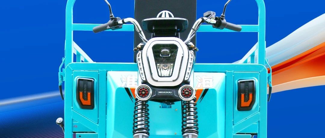 劲途20022自卸机甲造型更强承载